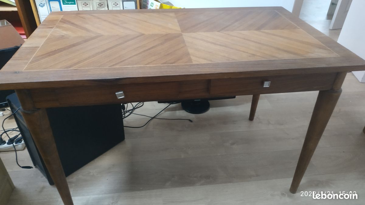 Bureau ancien en bois (image 1)