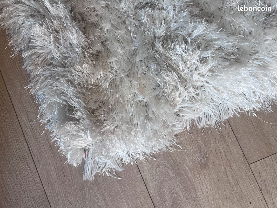 Vente urgente : Tapis très confortable écru à long poils (image 5)