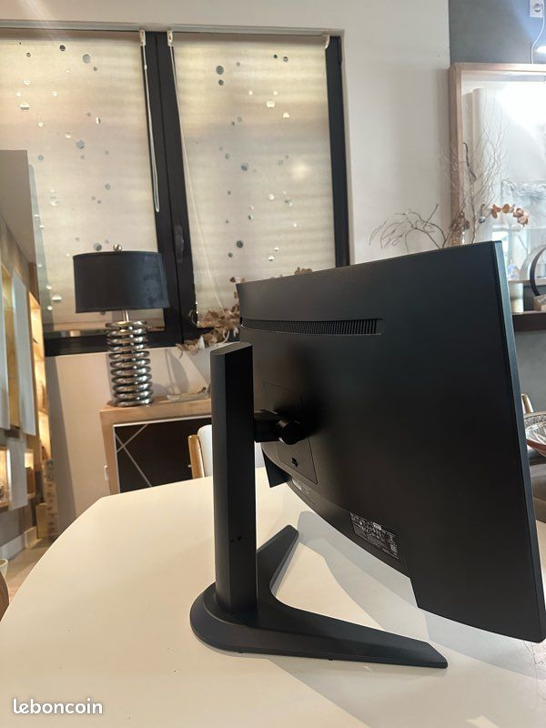 Lenovo G27c-10 - Écran Gaming 165hz incurvé 27" (image 4)