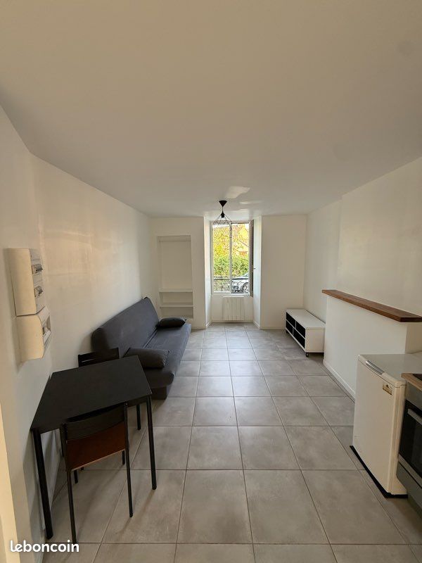 Appartement 1 pièce 27 m² · à Marvejols · 27 m² · 400 €