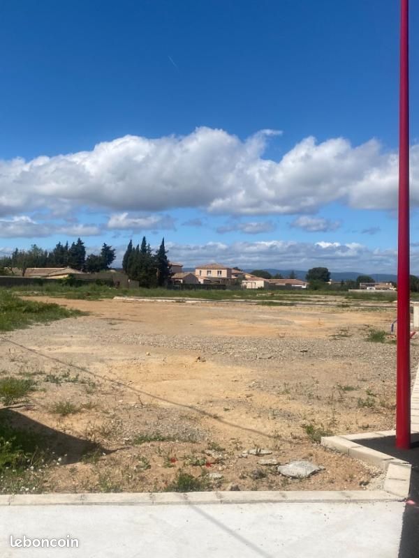 Terrain 400 m² Paraza · 59 000 €