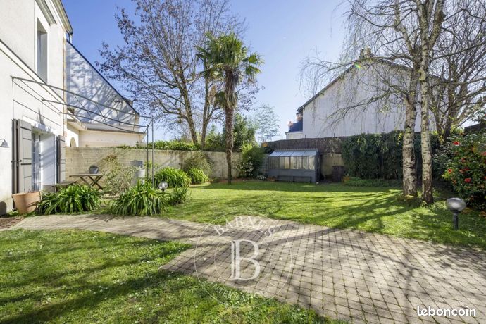Maison 7 pièces 144 m² — 2