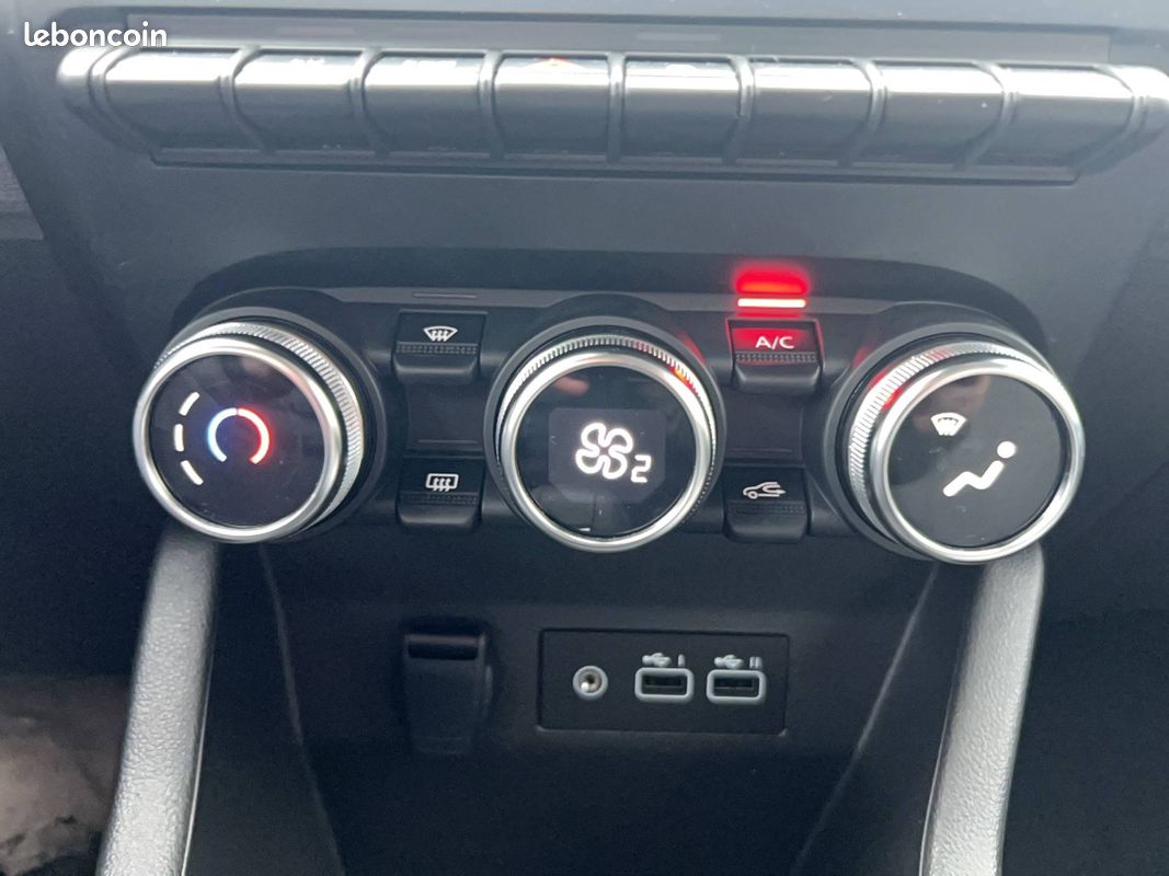 RENAULT Clio E-Tech full hybrid 145 ch GSR2 Evolution (image 9)