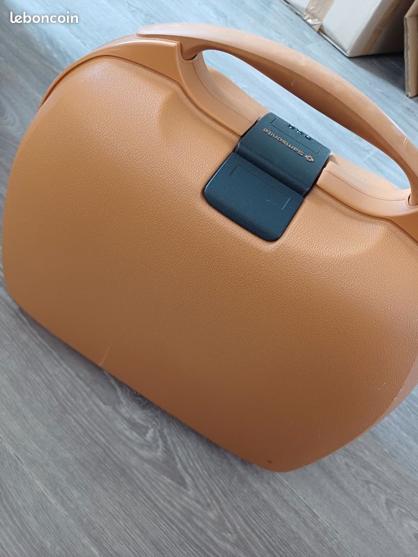 Vanity Samsonite (image 2)