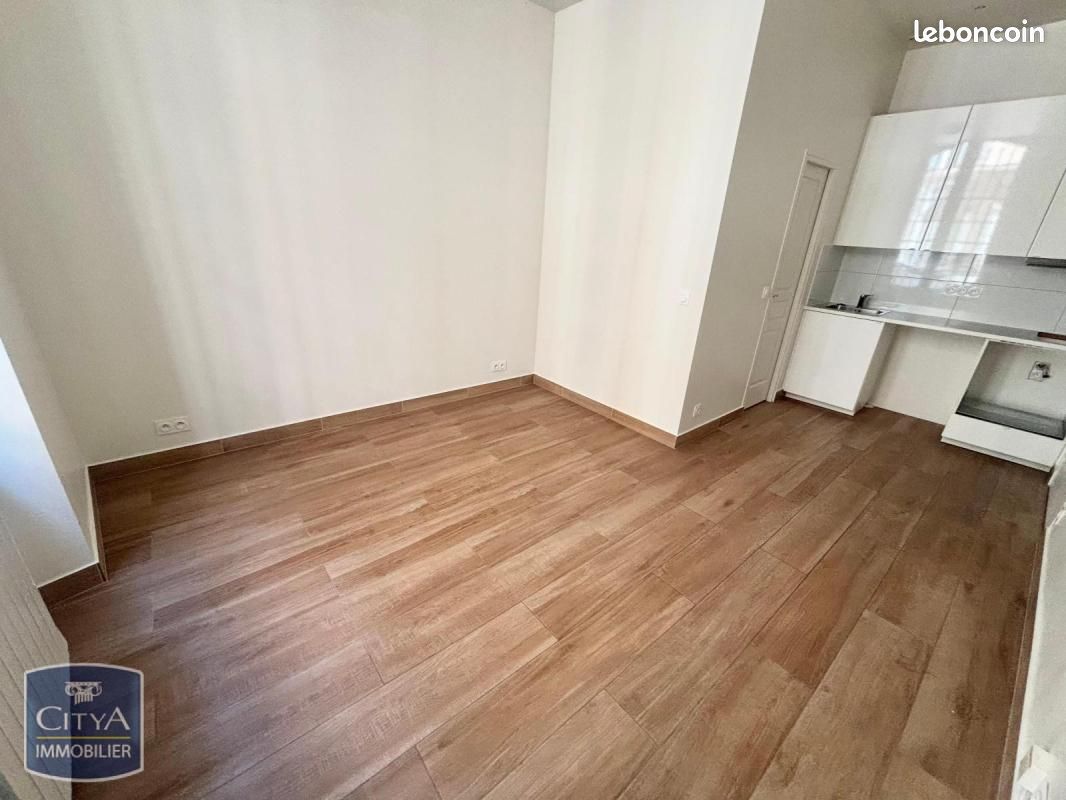Appartement 1 pièce 19 m² · à Toulon · 19 m² · 469 €/mois
