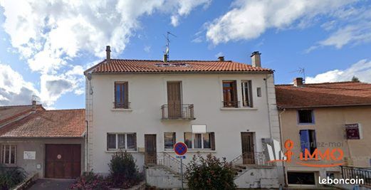 Immeuble 425 m² · à Boën-sur-Lignon · 425 m² · 230 000 €