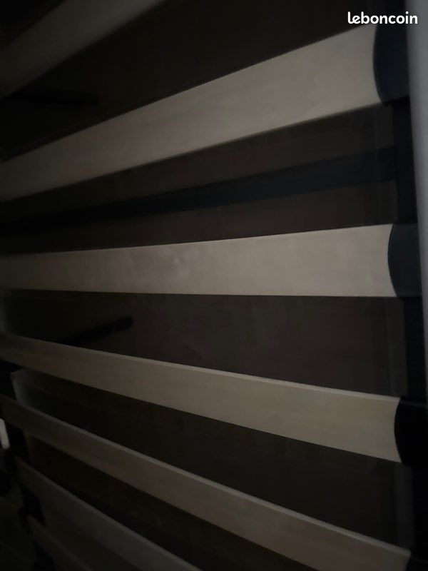 Lit (image 6)