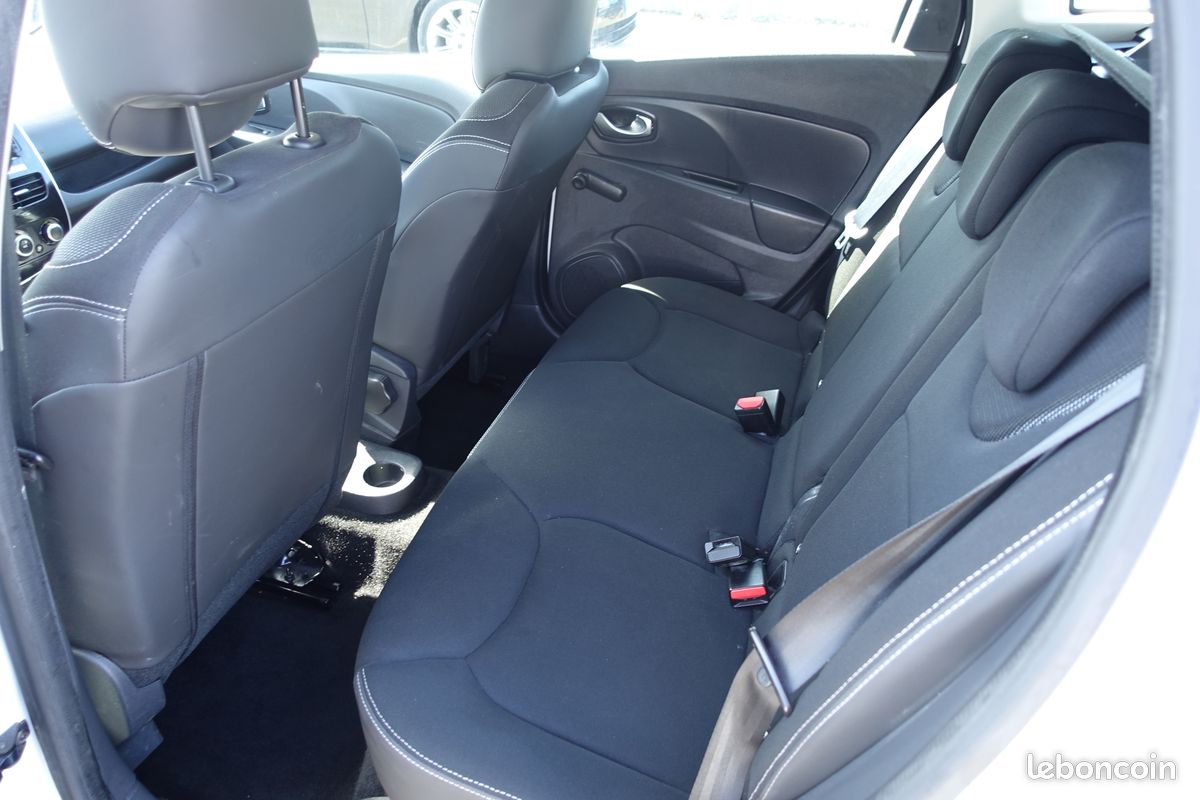 Renault clio iv estate 0.9 tce 90ch - 65688 kms (image 4)