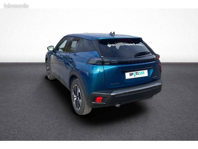 Peugeot 2008 Hybrid 145 e-DCS6 Business (image 3)