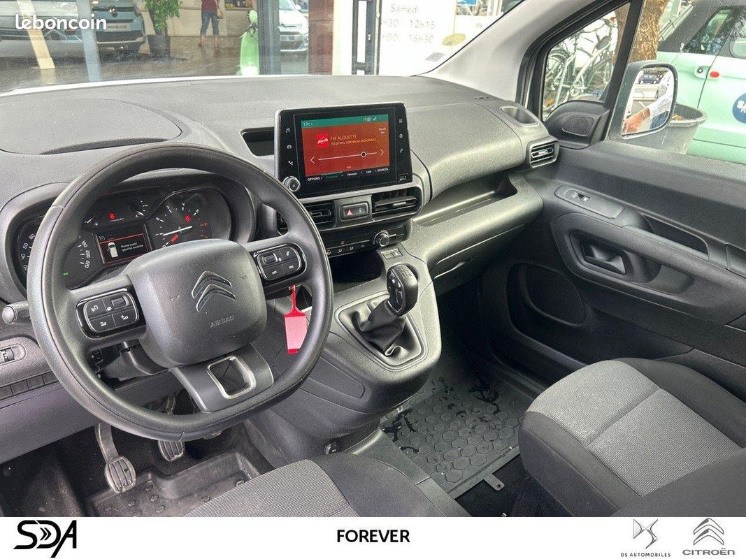 CITROEN BERLINGO FOURGON VAN taille M 100ch diesel (image 4)
