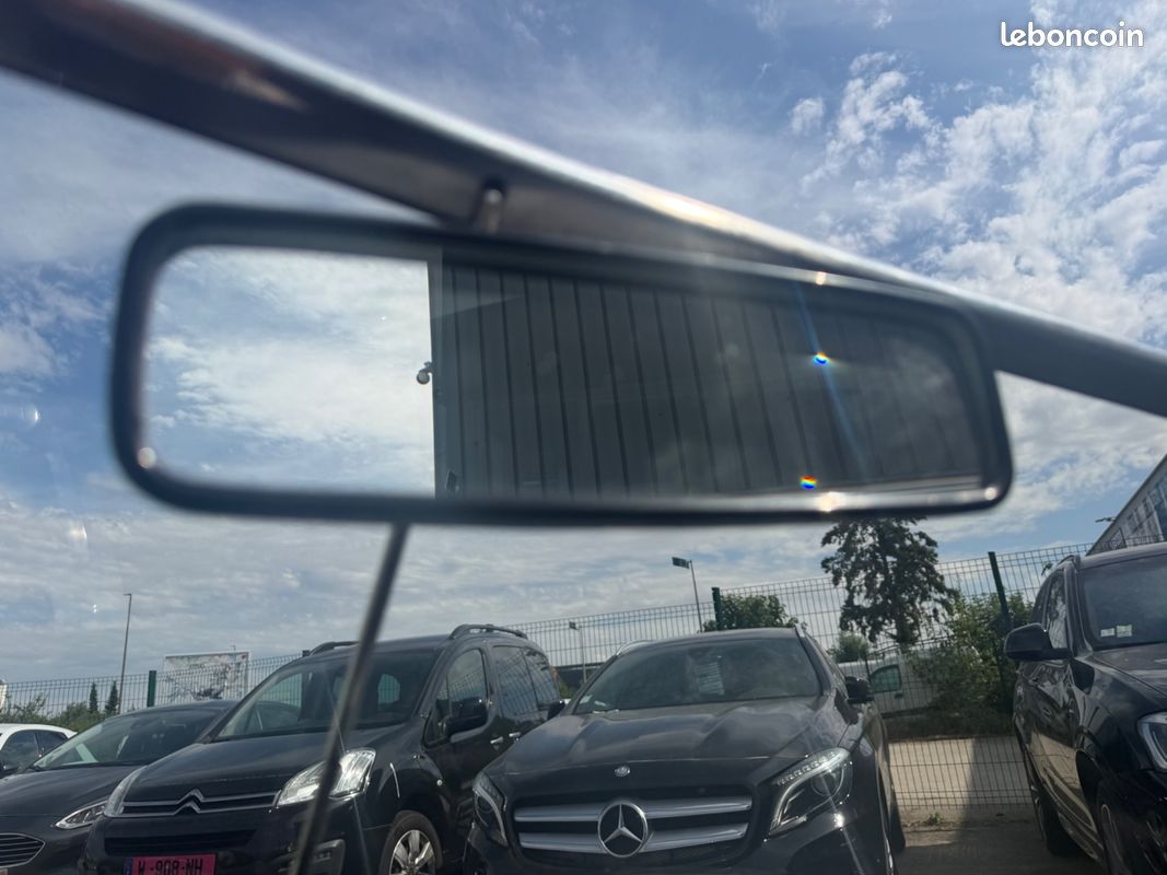 PGO SPEEDSTER CEVENNES 2.0 140CH - KILOMETRAGE D'ORIGINE - CLIMATISATION - RADIo (image 27)