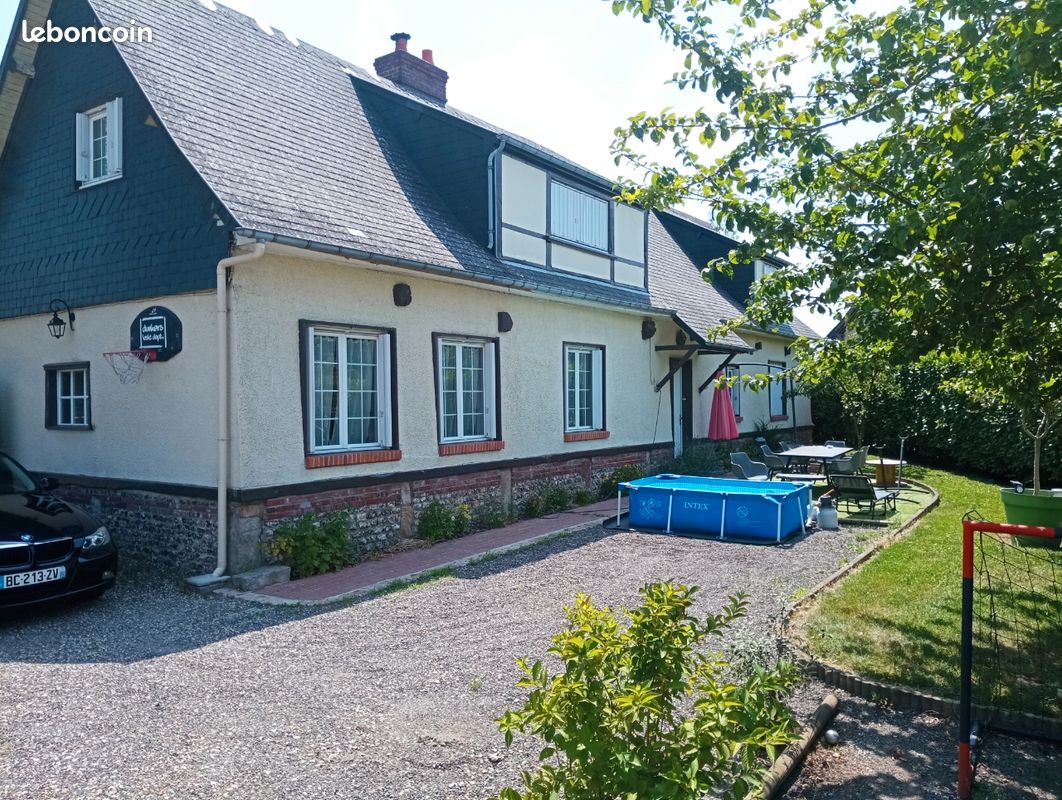 Maison 6 pièces 180 m² · à Tôtes · 180 m² · 250 000 €