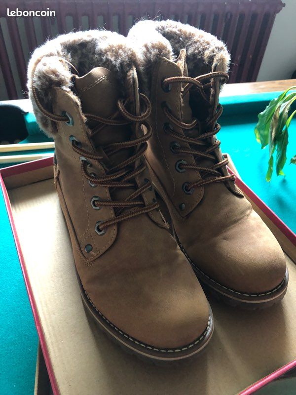 Chaussures fourrées montantes (image 1)