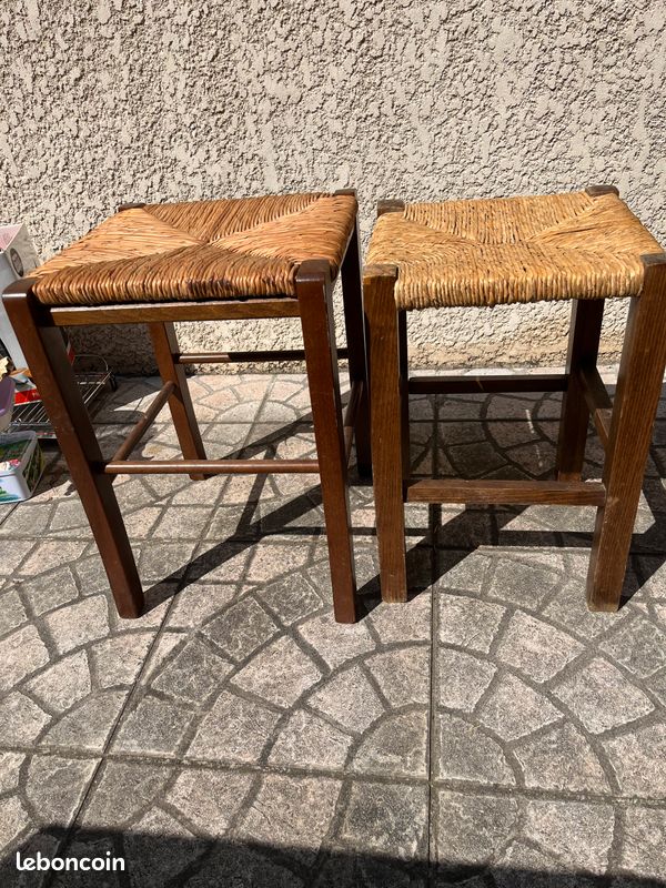 Tabourets bois (image 1)