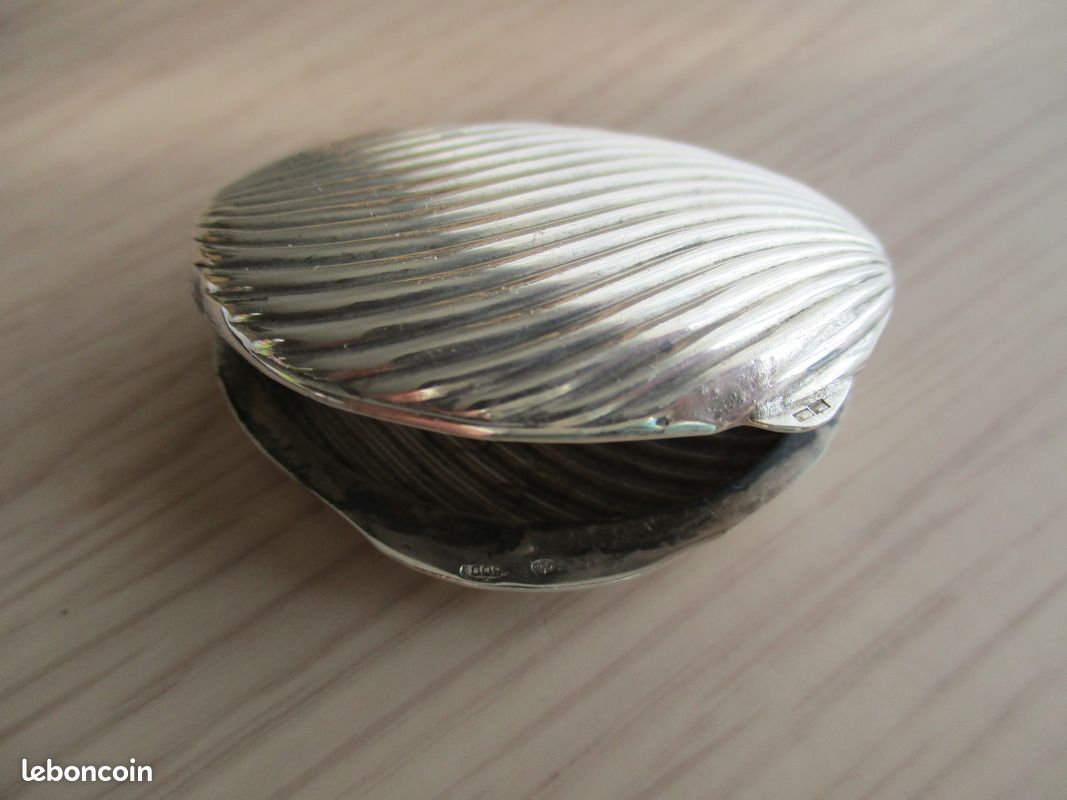Petite boite ou porte photo en argent poinçon 800 ancien (image 1)