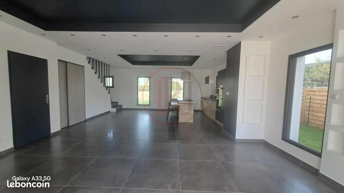 Maison 4 pièces 118 m² · à Saint-Privat-des-Vieux · 118 m² · 320 000 €