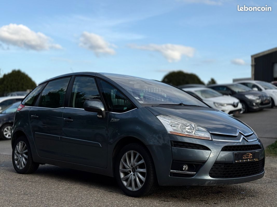 Citroën C4 Picasso 1.6 HDi 110ch Pack Dynamique - Clim - Régulateur - Révisée & Garantie 6 mois (image 3)