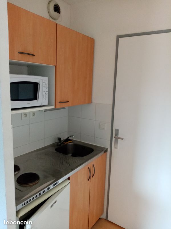 Appartement a louer saint-etienne - 1 pièce(s) - 20 m2 - Surfyn