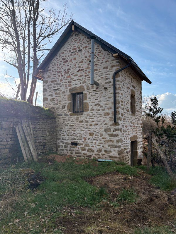 Local commercial 3 pièces 34 m² · à Arnay-le-Duc · 34 m² · 25 000 €