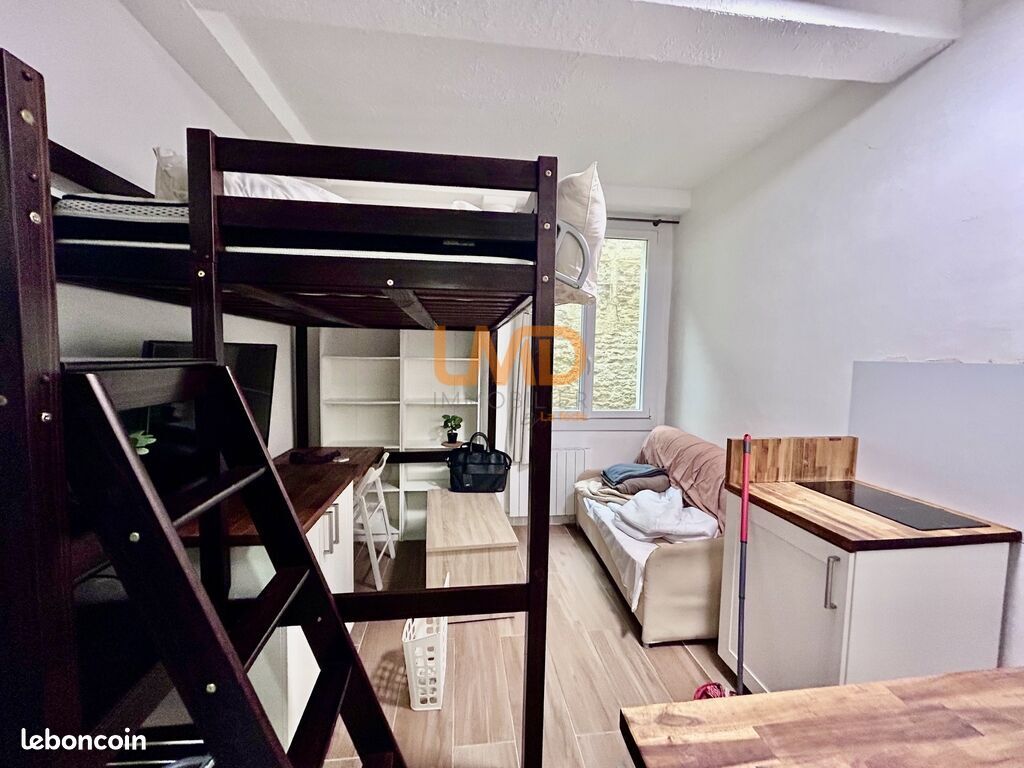Appartement 1 pièce 15 m² · à Nîmes · 15 m² · 485 €