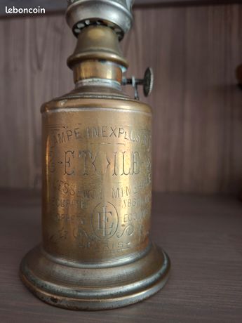 Lampe à pétrole ancienne – Verre et laiton – Déco vintage - Décoration