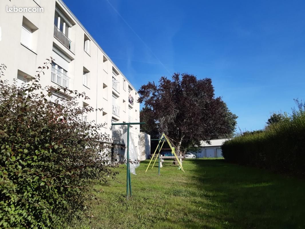 Appartement 6 pièces 123 m² · à Saint-Loup-sur-Semouse · 123 m² · 830 €