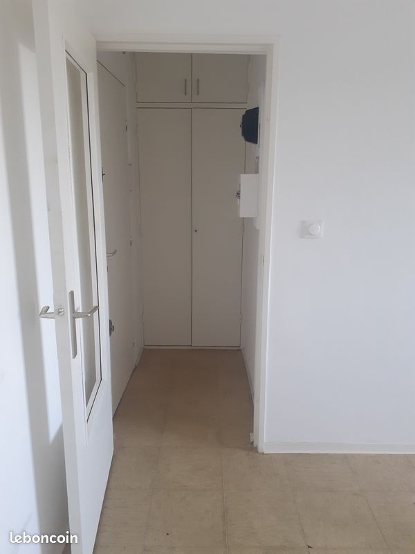 Appartement 1 pièce 29 m² · à La Seyne-sur-Mer · 29 m² · 568 €