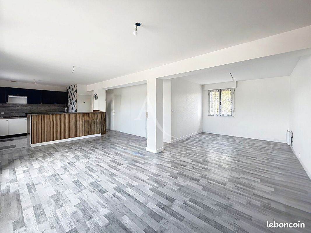 Appartement 5 pièces 109 m² · à Château-Gontier-sur-Mayenne · 109 m² · 149 900 €
