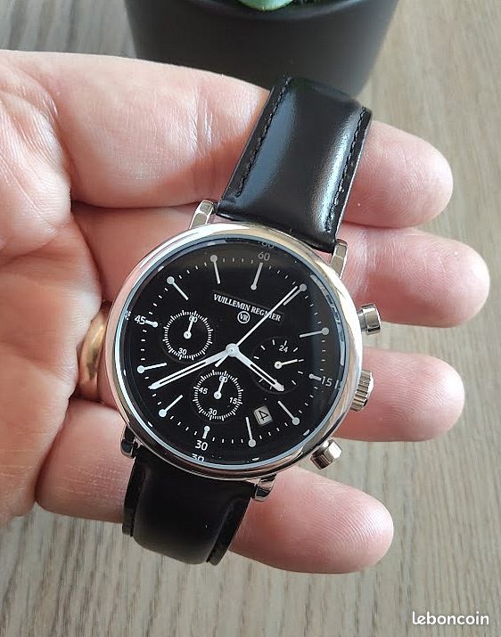 Montre Homme Sport Chrono VUILLEMIN REGNIER - Boîtier 40mm Chromé, Bracelet Cuir Noir, Pile Neuve, Fonctionne - Occasion