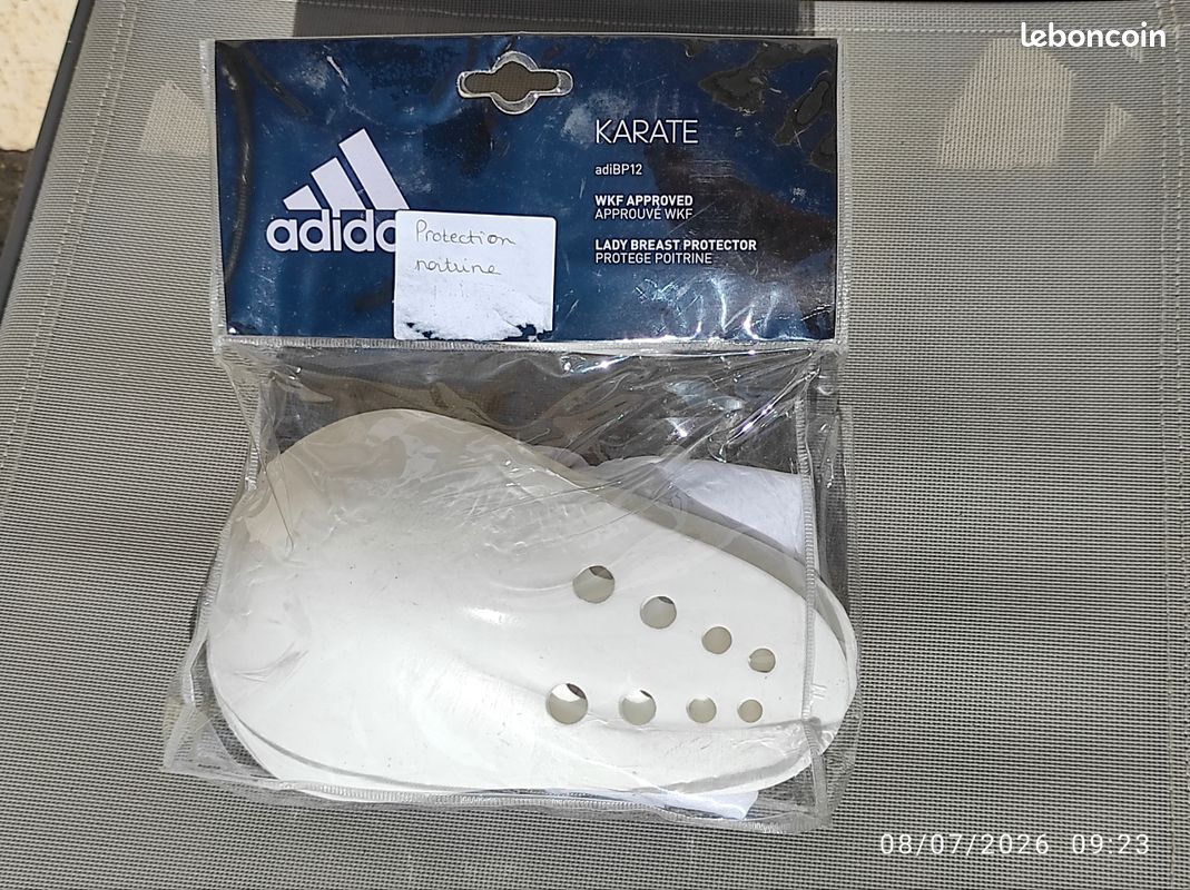 Protège-poitrine Karaté Wesing – Homologué WKF, Taille M, Pour Femme, Léger Et Respirant