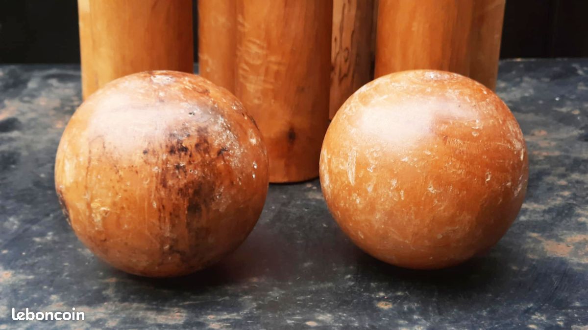Ancien Jeu De Quilles Et Boules En Bois - FR