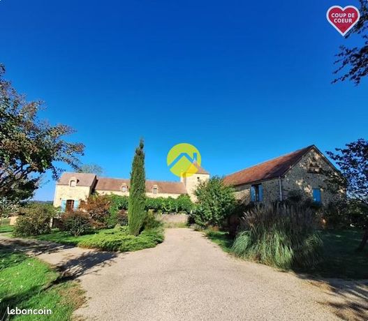 Élégant Manoir en Pierre à Belves