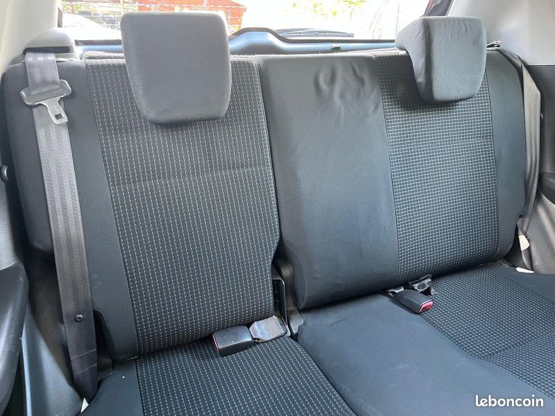 Suzuki SWIFT 1.3 VVT GL 3P (image 4)
