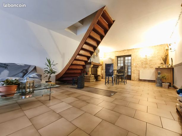 Maison 5 pièces 140 m²