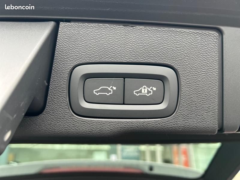 Volvo XC60 T6 Hybride Rechargeable 350ch Plus Style Dark Geartronic 8 AWD (image 16)