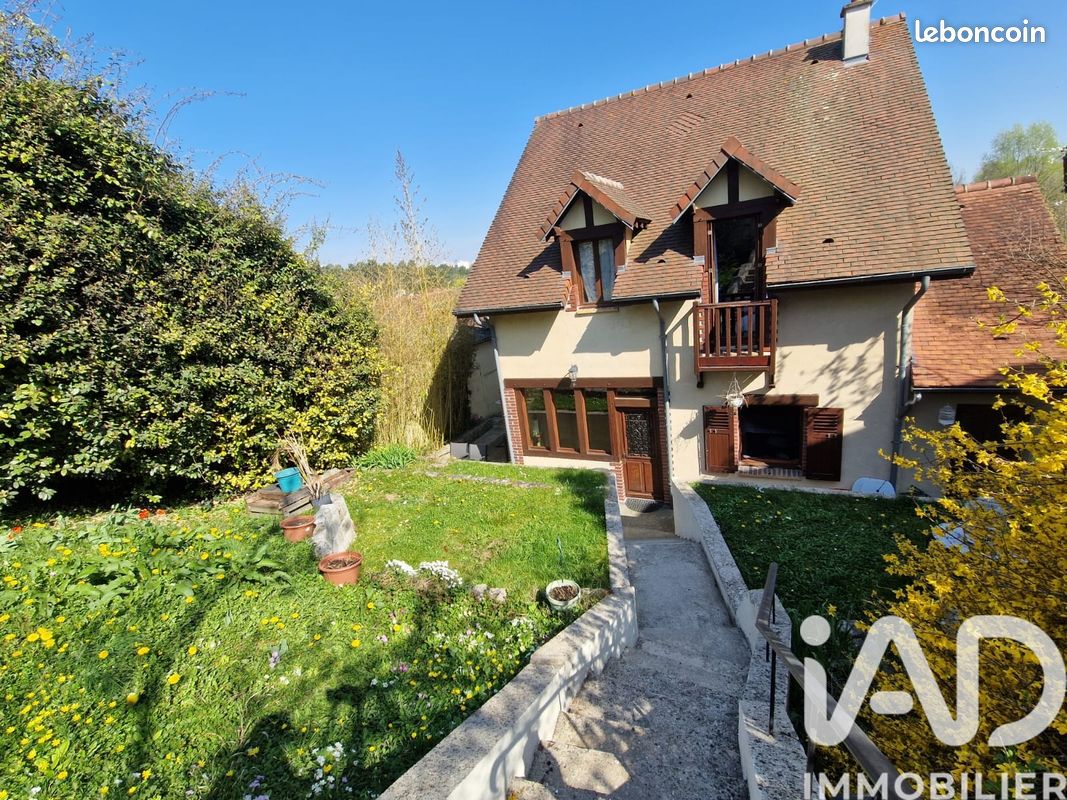Maison 5 pièces 105 m² · à Épinay-sous-Sénart · 105 m² · 315 000 €
