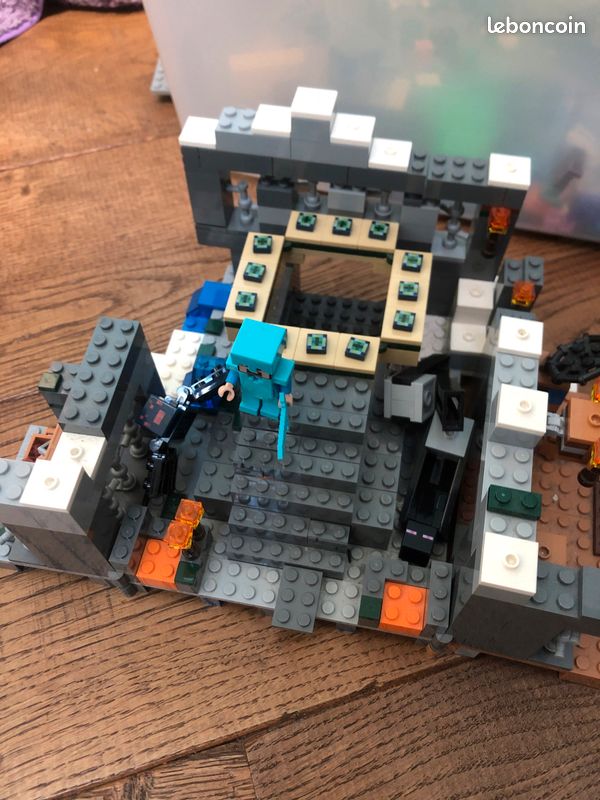 Lego Bricklink Lego Instructions Lego Minecraft 21124 The End