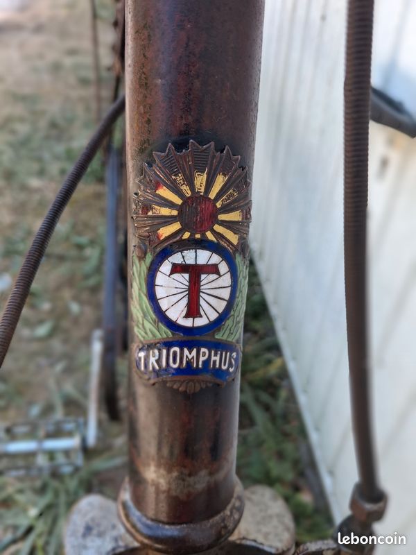 Velo ancien Triomphus, années 30. Bon état (image 3)