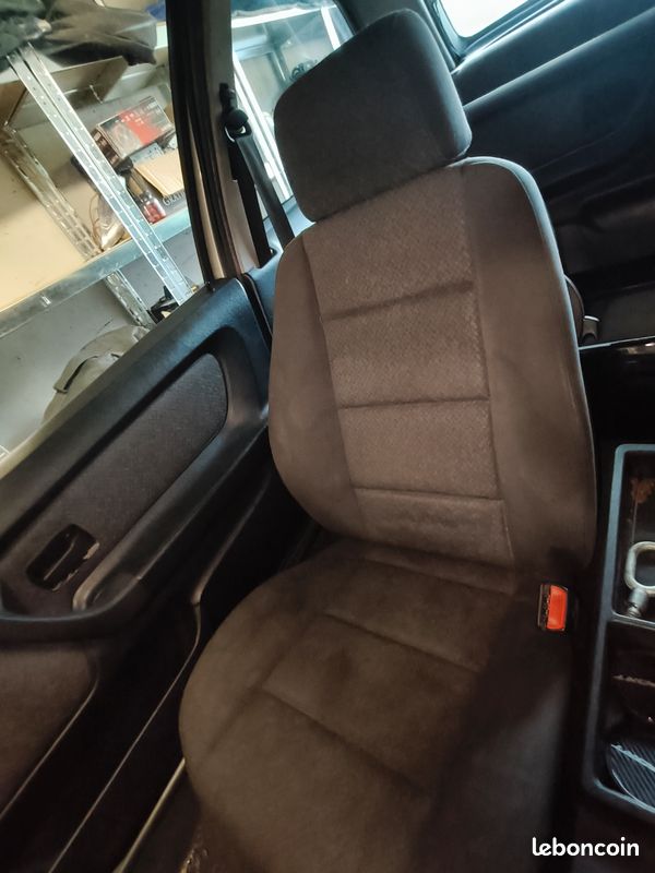 Intérieur bmw E36 compact (image 3)