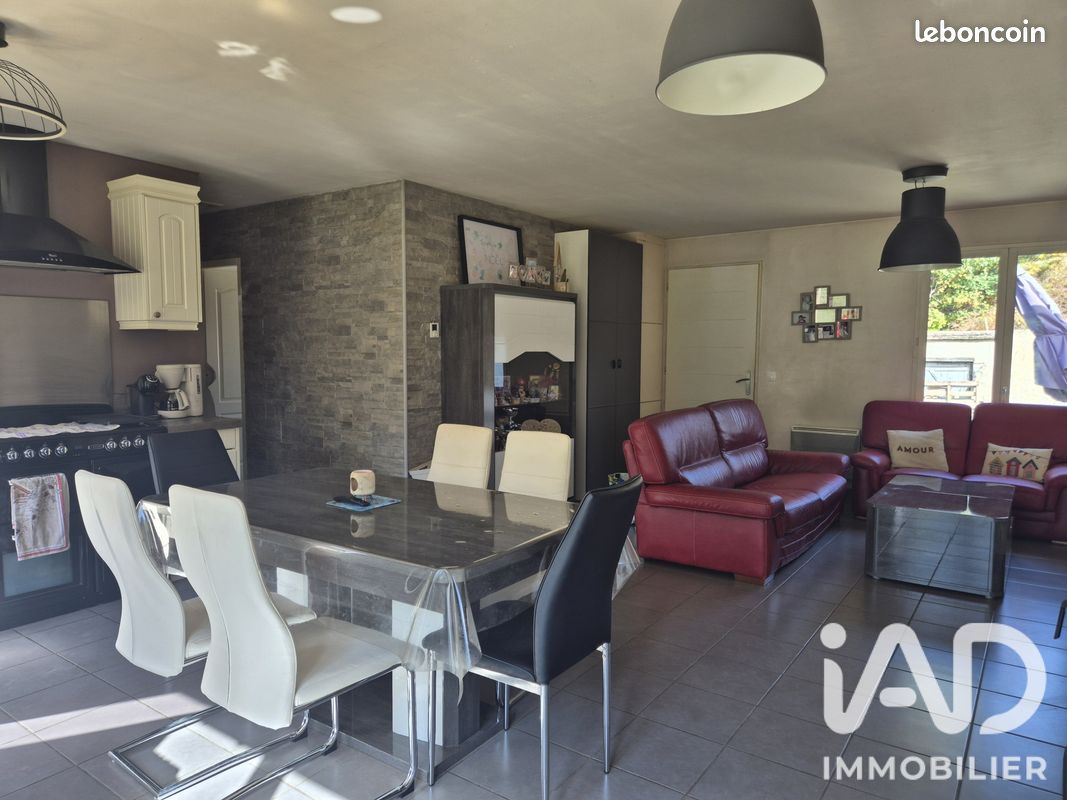 Maison 4 pièces 76 m² · à Pont-sur-Yonne · 76 m² · 149 800 €