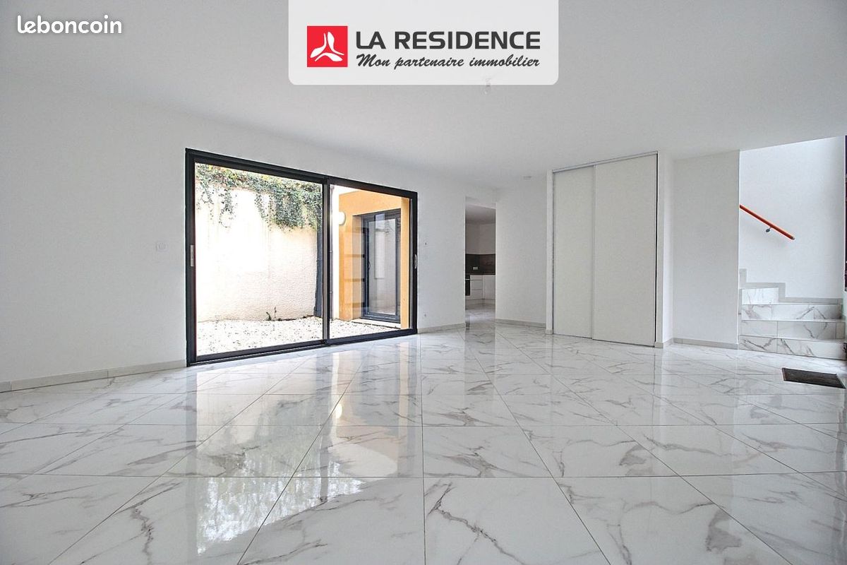Maison 5 pièces 92 m² · à Oissel-sur-Seine · 92 m² · 209 900 €
