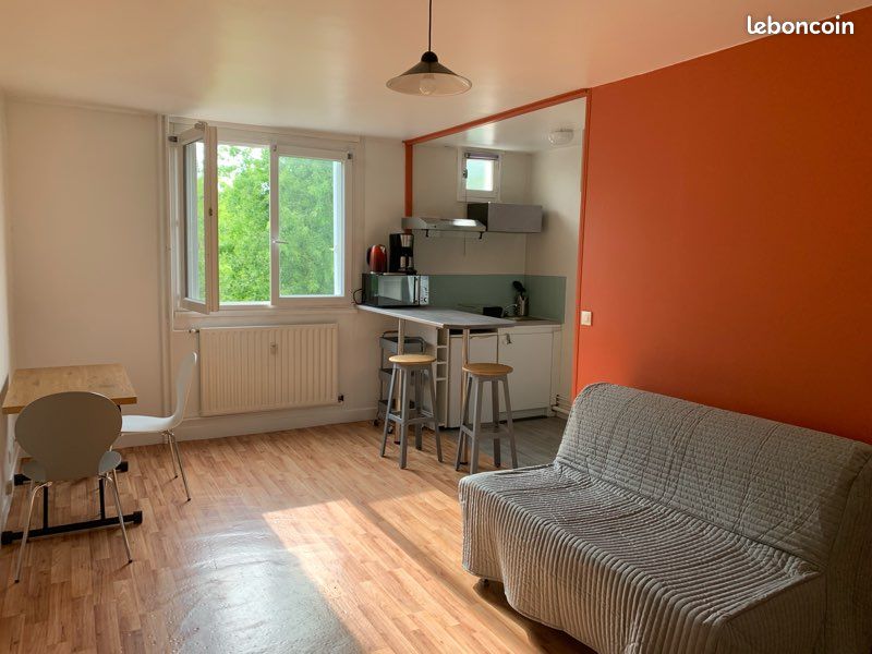 Appartement 1 pièce 28 m² · à Orléans · 28 m² · 540 €