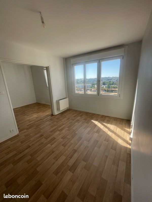 Appartement 2 pièces 45 m² · à Limoges · 45 m² · 525 €