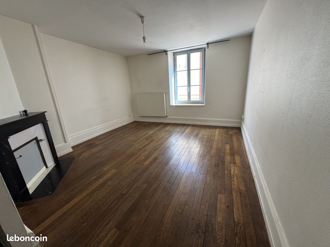 Appartement 3 pièces 65 m² · à Toul · 65 m² · 595 €