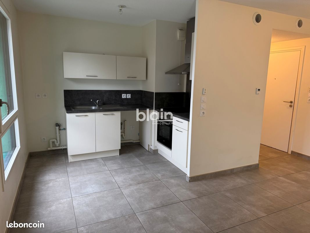 Appartement 3 pièces 61 m² · à Grenoble · 61 m² · 210 000 €