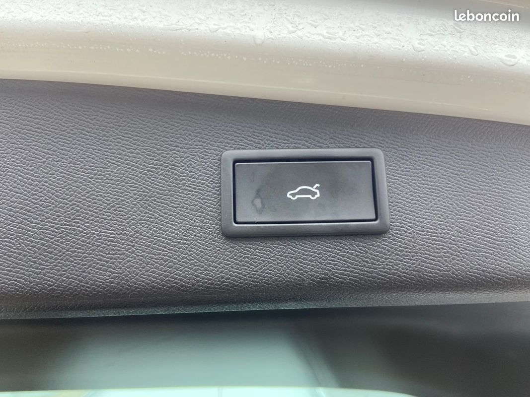 Cupra LEON ST 1.5 ETSI HYBRID 150CH V DSG7 (image 17)