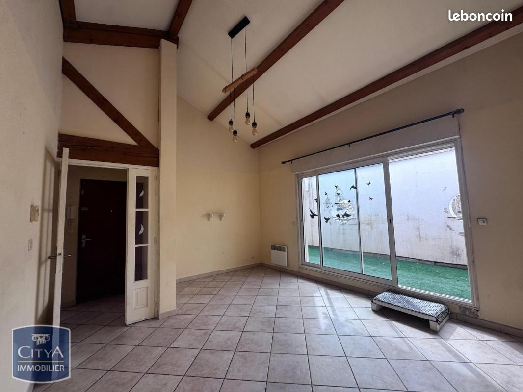 Appartement 4 pièces 71 m² · à Nîmes · 71 m² · 878 €/mois
