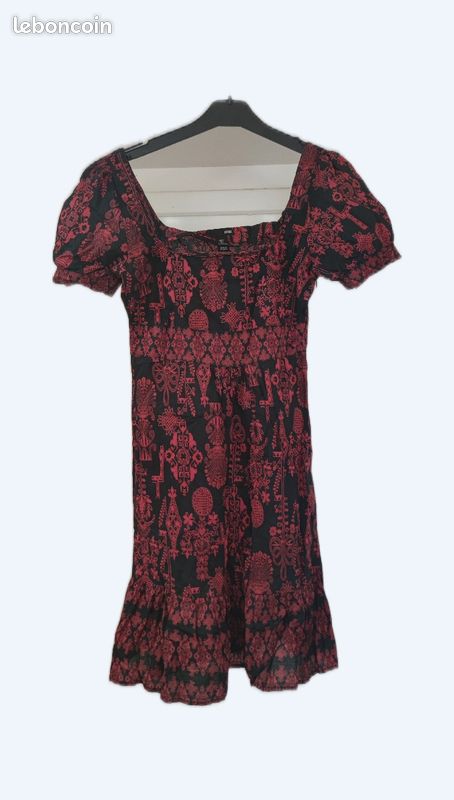 Jolie robe rouge et noire , taille : 36 C (image 1)