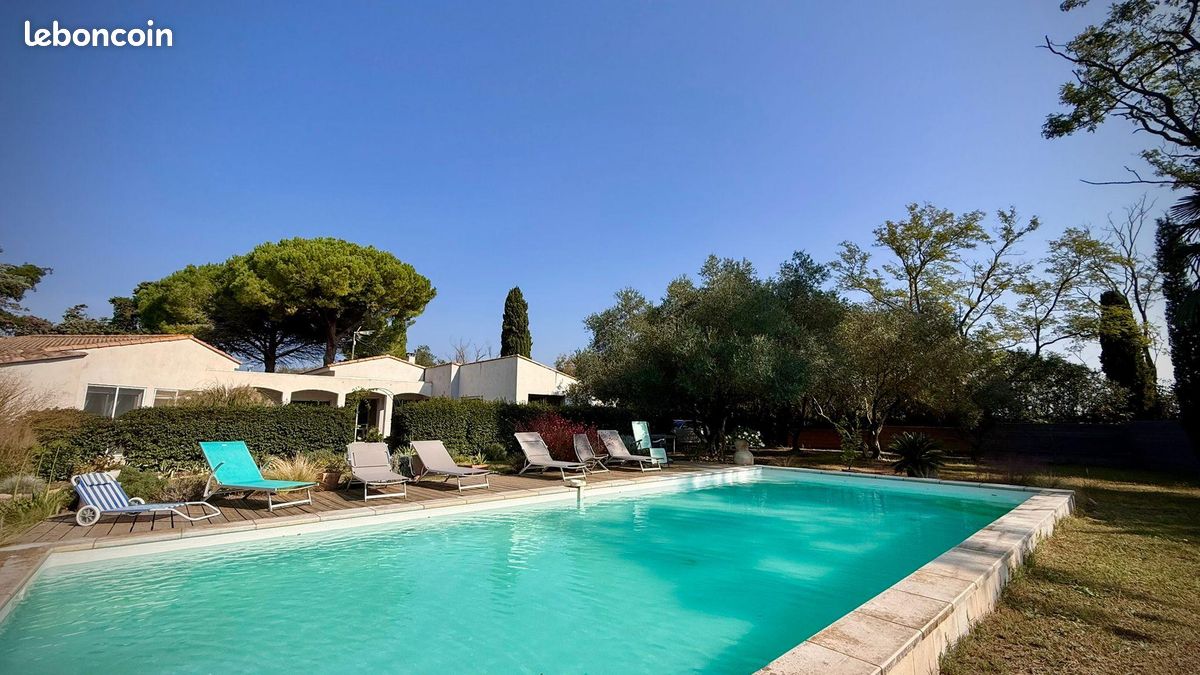 Maison 8 pièces 250 m² · à Saintes-Maries-de-la-Mer · 250 m² · 860 000 €