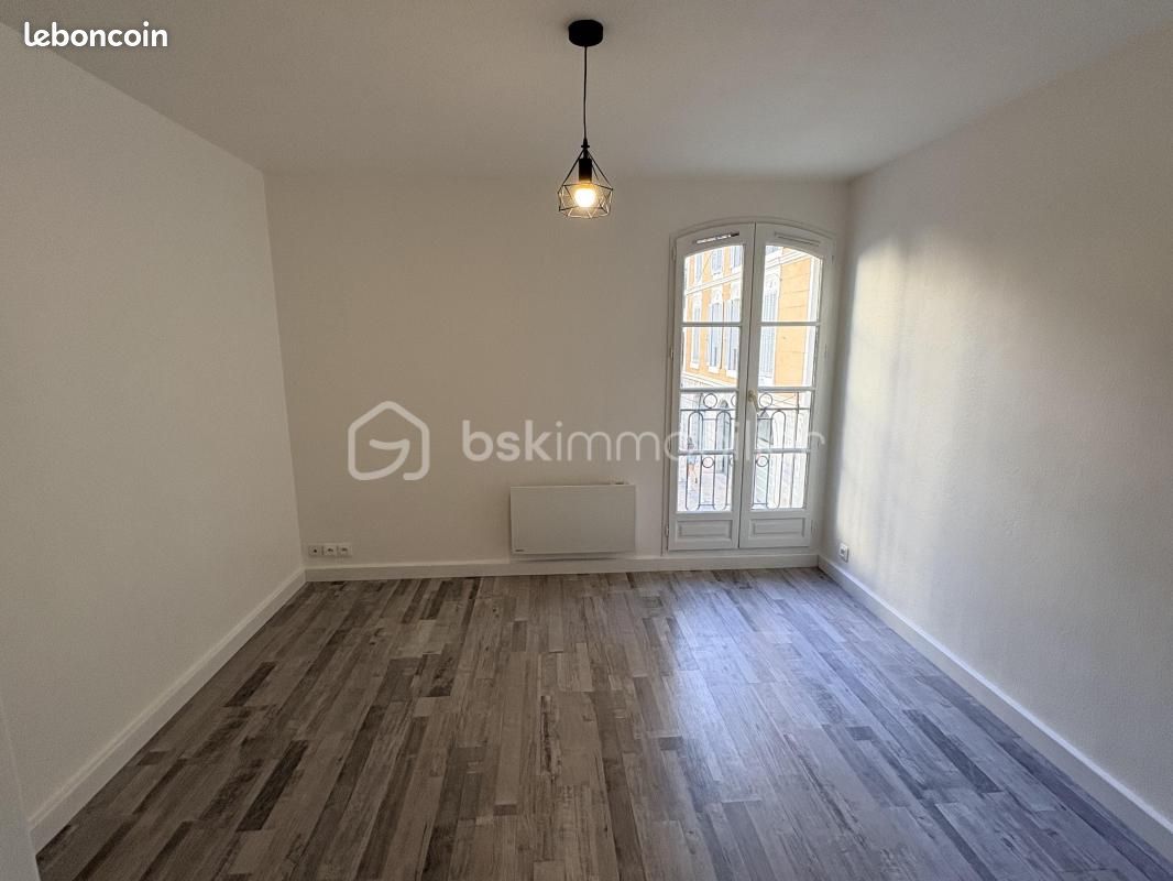 Appartement 1 pièce 19 m² · à Toulon · 19 m² · 78 000 €